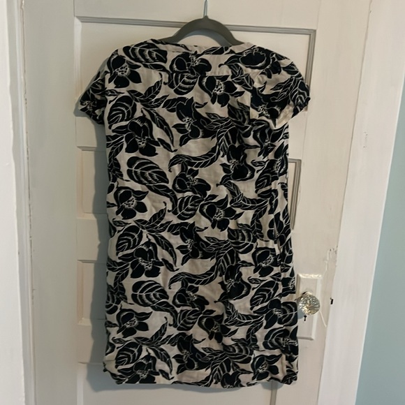 Gap Linen Floral Patterned Dress with Pockets - Picture 2 of 2